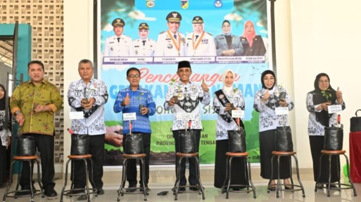 gub-sulteng-canangkan-gertam-cabai